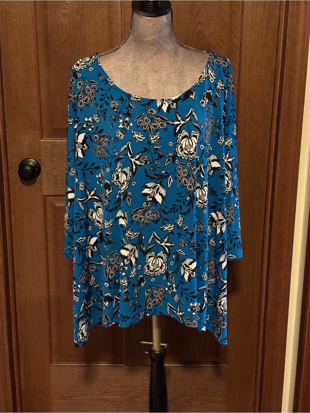 Liz Claiborne Teal Floral Scoop Neck Tunic